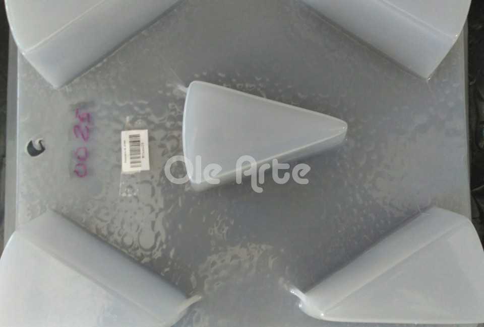 MOL0025